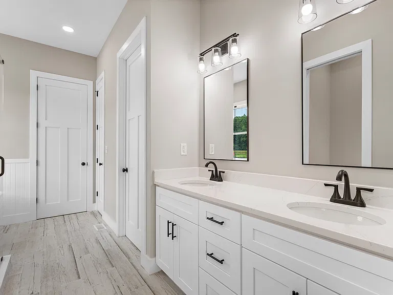4529 Alliance Rd — Photo 25