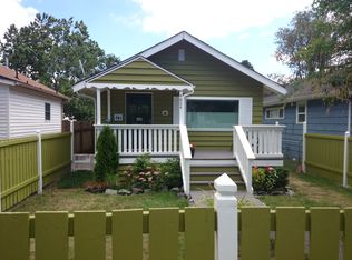 4824 49th Ave SW, Seattle, WA 98116