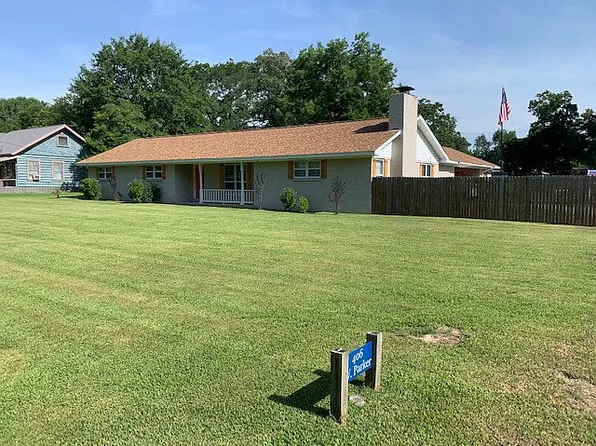 406 W Parker St, Hamburg, AR 71646