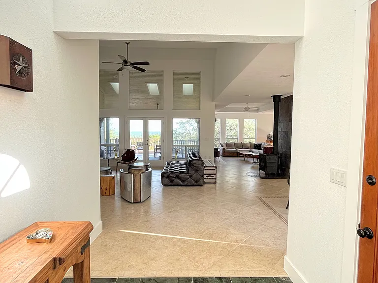 1015 Westland Ridge Rd — Photo 5