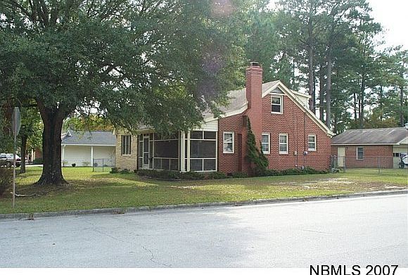 1st image of 707 Simmons Street