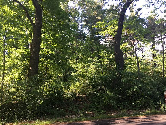 3rd image of 1745 Waldorf St NW