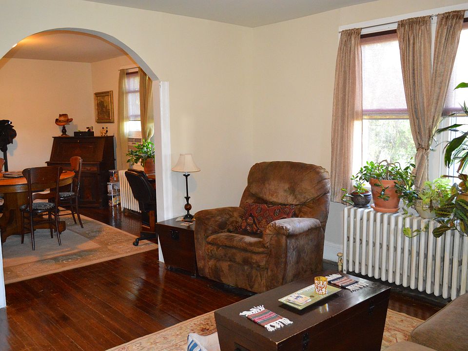 2nd image of 1632 Bustleton Pike