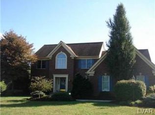 5236 Fox Meadow Dr, Macungie, PA 18062