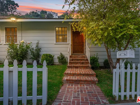 3771 Longview Valley Rd, Sherman Oaks, CA 91423