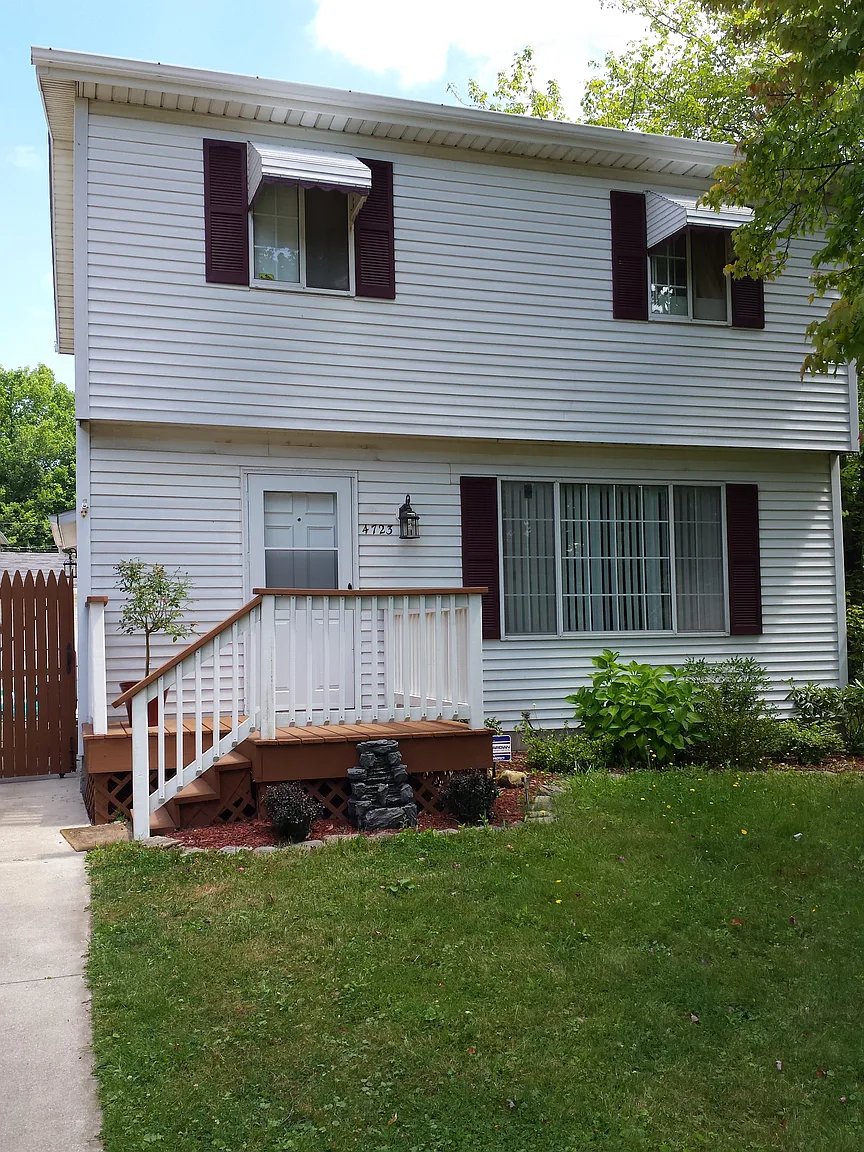 4723 Conway St photo 1