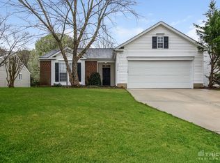 3326 Hawick Commons Dr, Concord, NC 28027