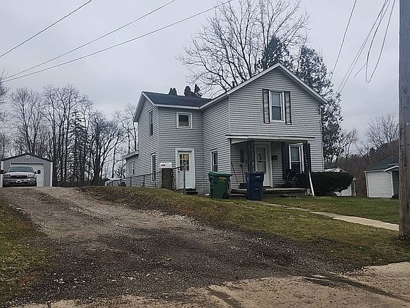 3rd image of 217 W State St