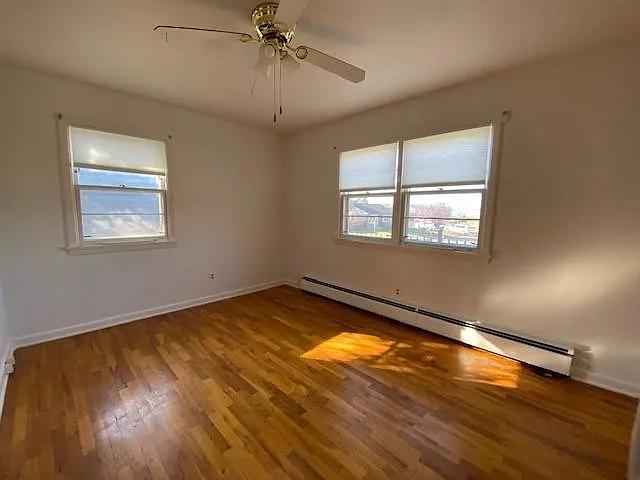 1229 Highland St — Photo 6