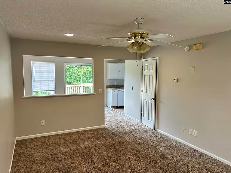 122 Curvewood Rd — Photo 7