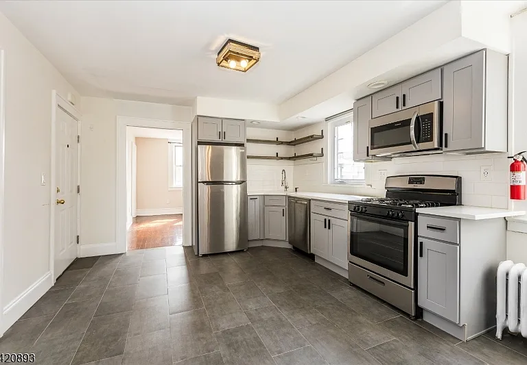 43 Pleasant Ave #2 — Photo 6