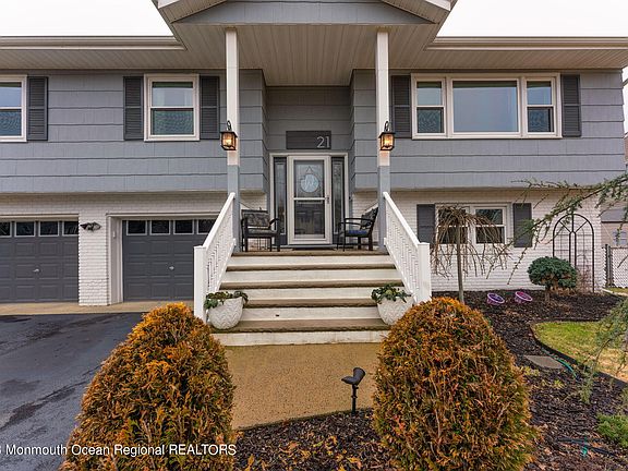 2nd image of 21 Lynn Drive