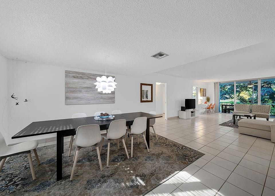 1st image of 4031 N Cypress Drive #102