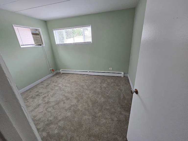 338 W Saint Charles Rd #1 — Photo 6