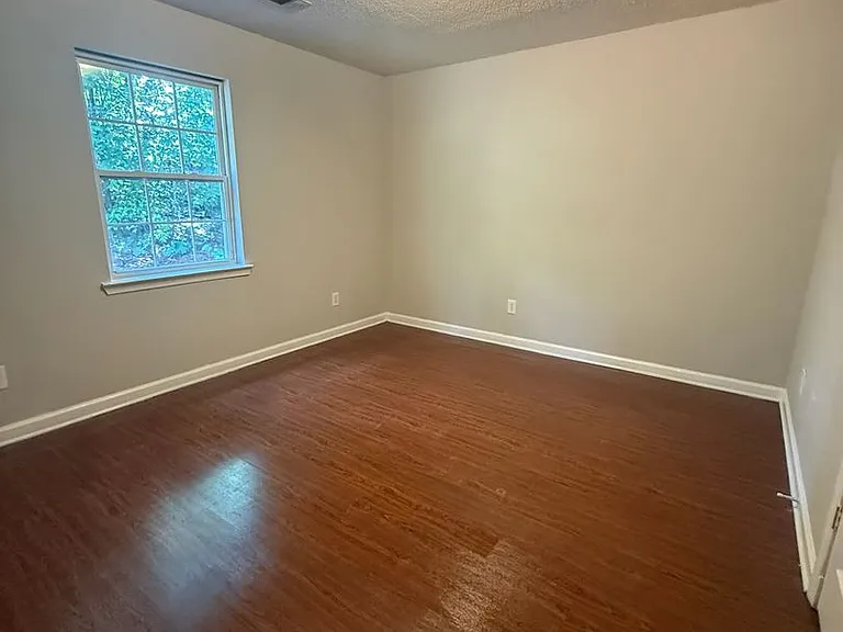 9119 Ford St SW — Photo 10