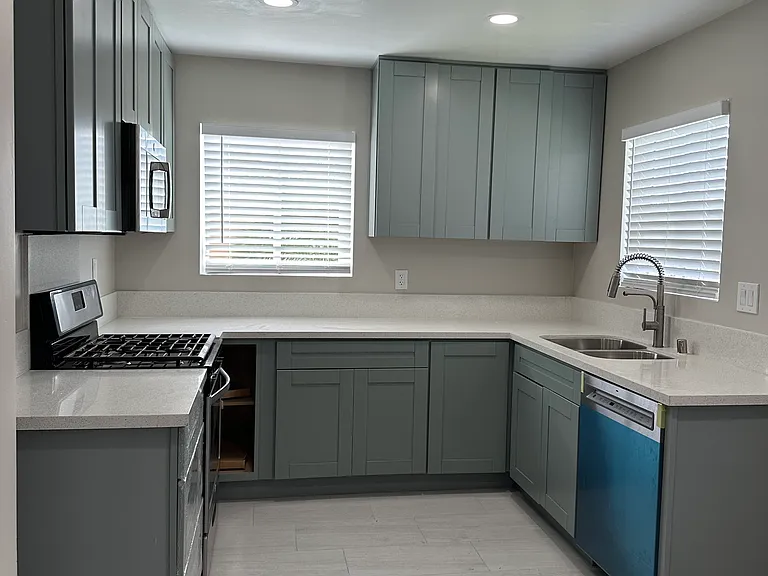 2273 W Dunlop St — Photo 1
