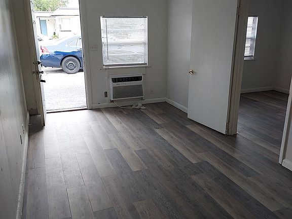 4th image of 1111 W Reynolds St #G