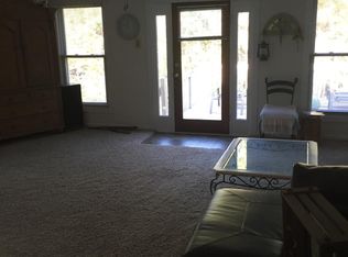 (Undisclosed Address), Flowery Branch, GA 30542