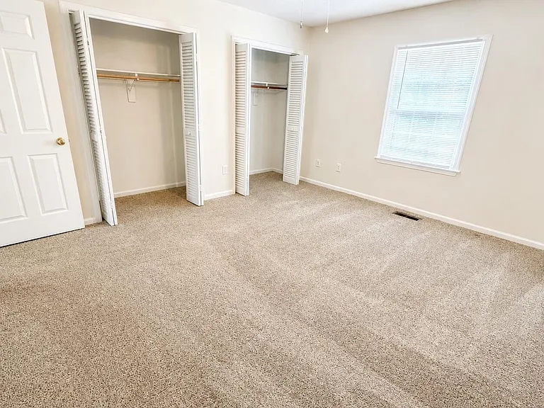 2905 Cedar Creek Rd #E — Photo 12