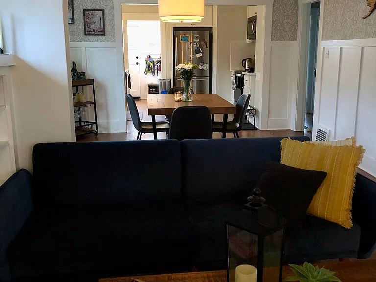 820 S Anderson St — Photo 7