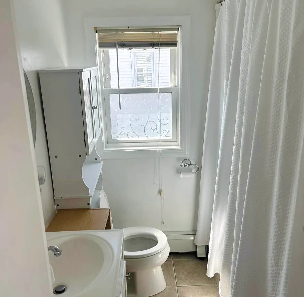2 bed, $2,400 — Photo 4