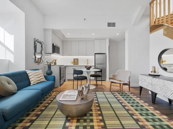 788 Willoughby Avenue image 3 of 19