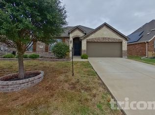536 Longhorn Ln, Forney, TX 75126