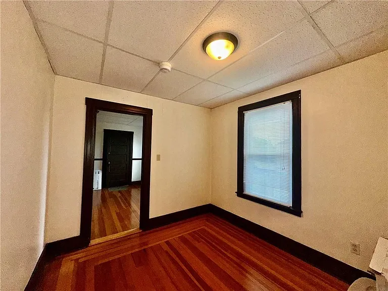 14 Courtland St #3 — Photo 10