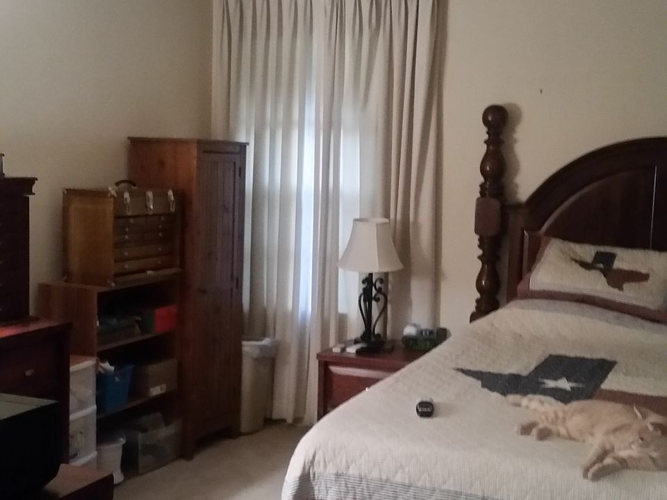 Ceiling Fans in all rooms