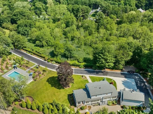 1164 Main St, Hingham, MA 02043