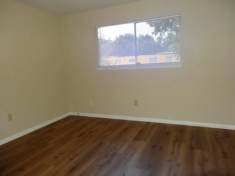 5522 Deep Forest Dr — Photo 28