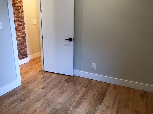 Rented by Osric Management LLC | media 18