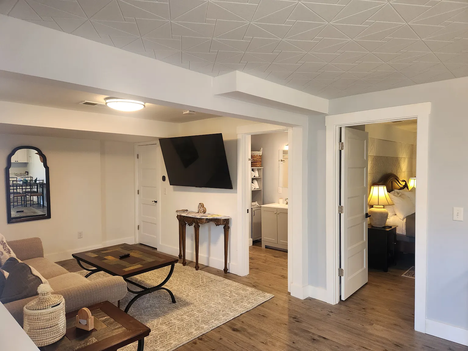 1 bed, 600 sqft, $1,900 — Photo 4