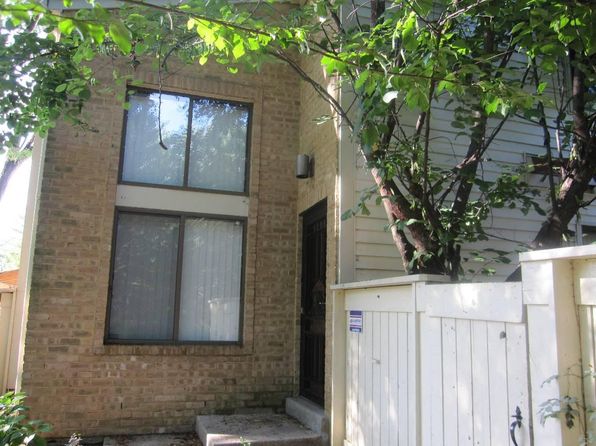 2 Sparrow Valley Ct