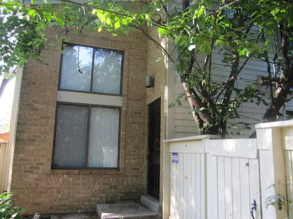 2 Sparrow Valley Ct, Montgomery Village, MD 20886