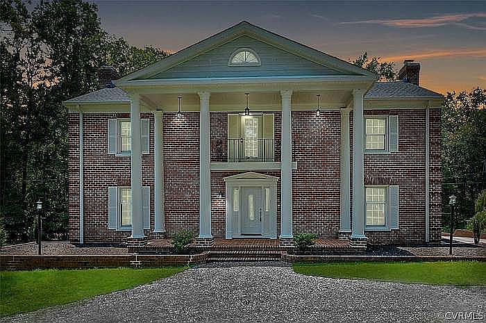 1st image of 300 Bunker Ln