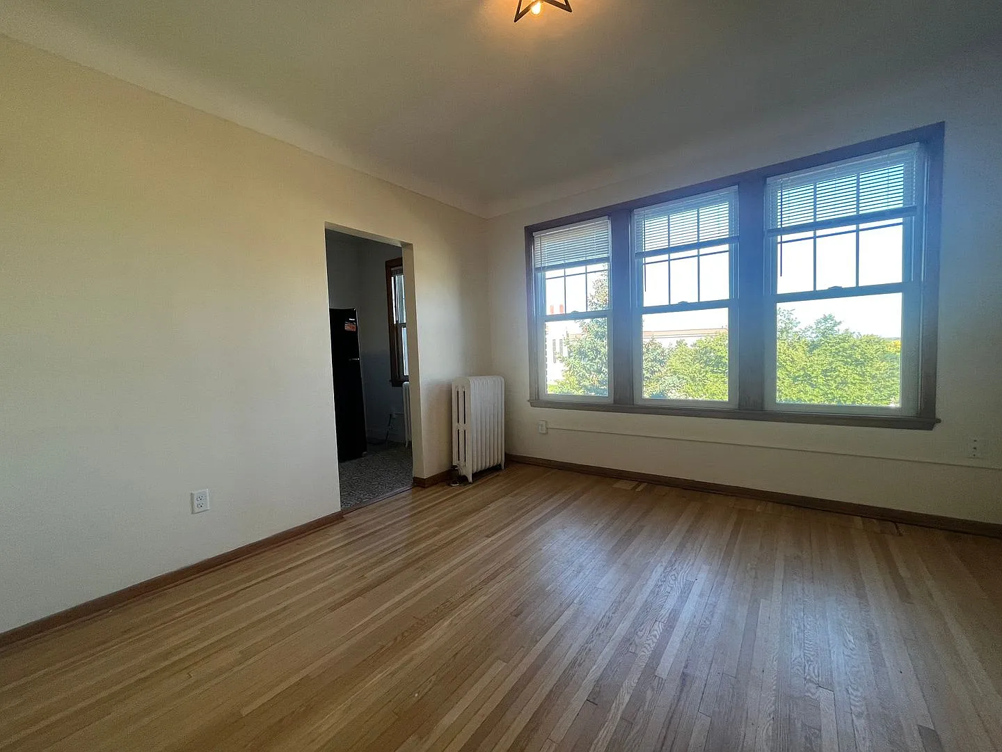 170 Summit Ave — Photo 3
