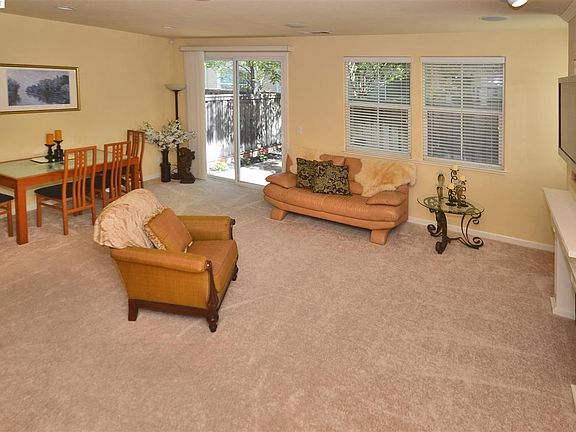 3rd image of 6298 Kerry Ct