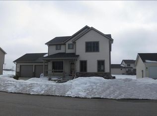 2810 Aspen Rd, Ames, IA 50010