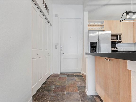 4th image of 3505 Sage Rd Unit 1104