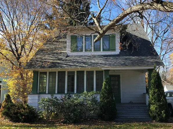 113 Hendy Ave, Elmira, NY 14905