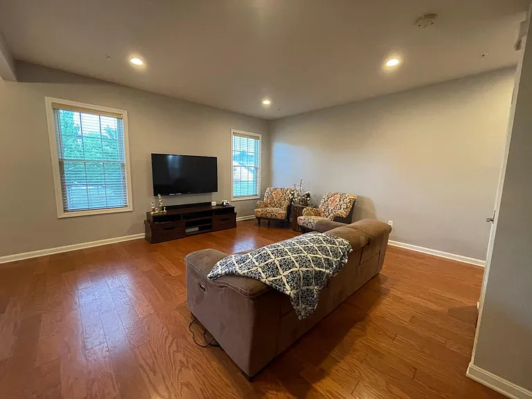 1st Floor Living Area