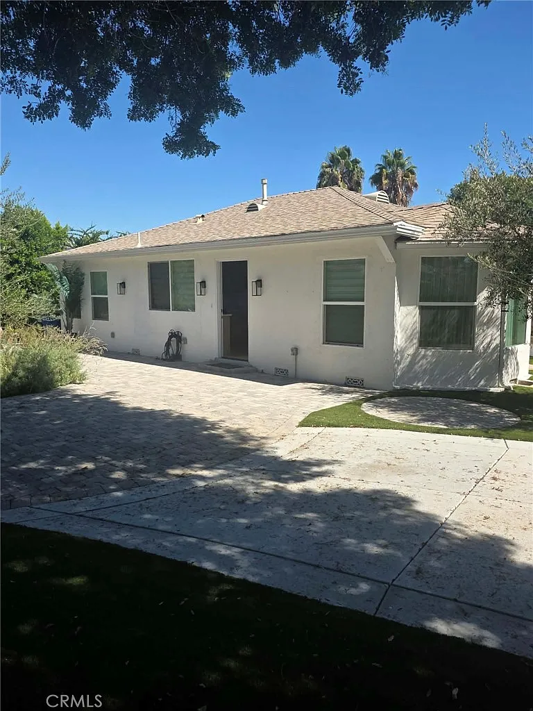 3 bed, 1400 sqft, $3,800 — Photo 4