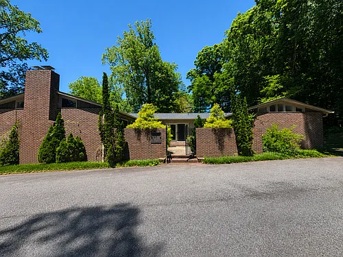 1 Dellwood Dr Photo 1
