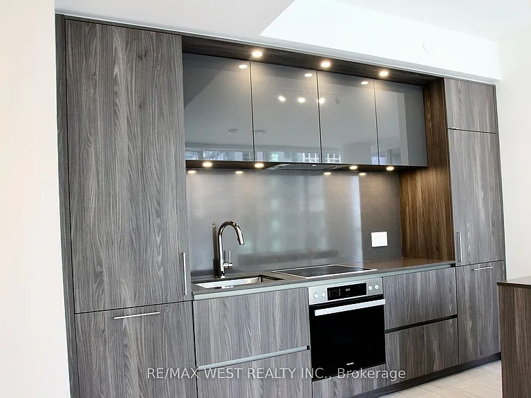 15 Mercer St #2504 — Photo 6