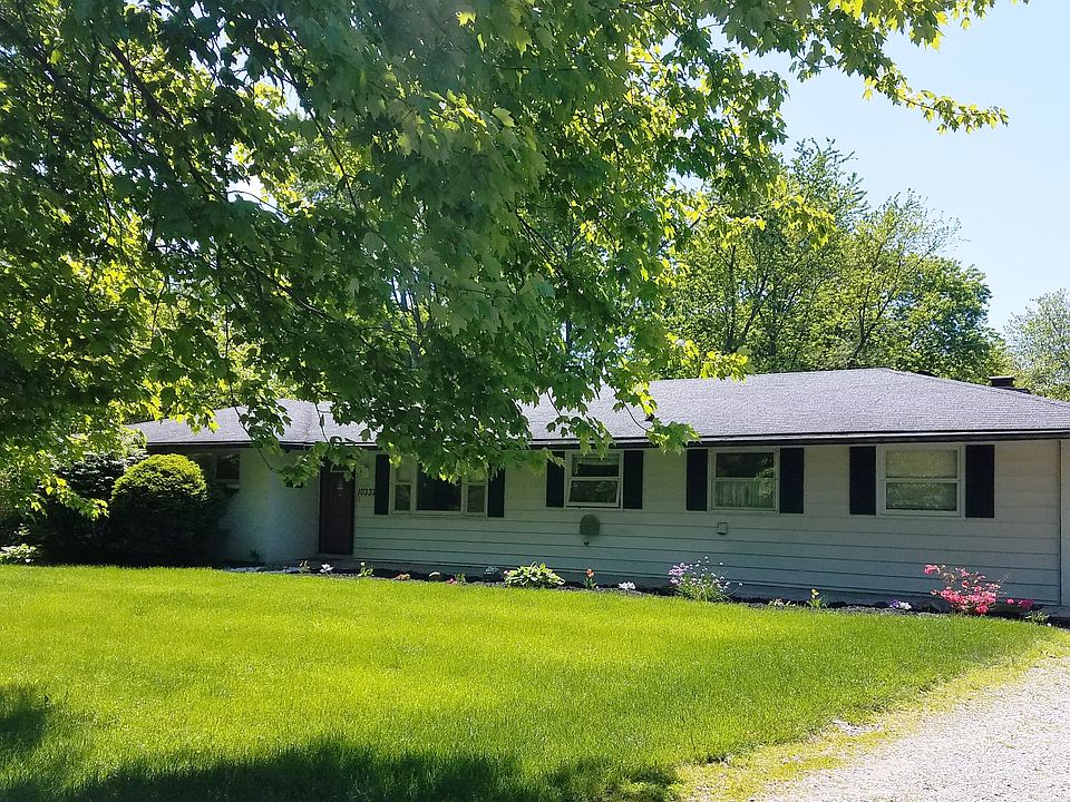 2nd image of 10332 Valley Rd