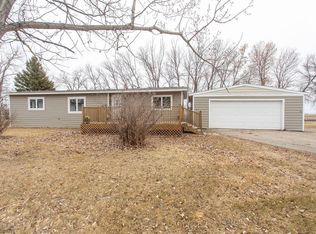 421 3rd Ave, Mapleton, ND 58059