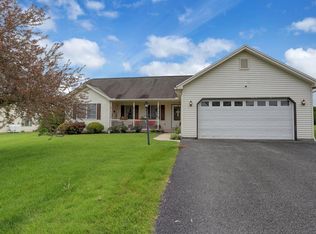 38 Wagon Wheel Ln, Mifflintown, PA 17059