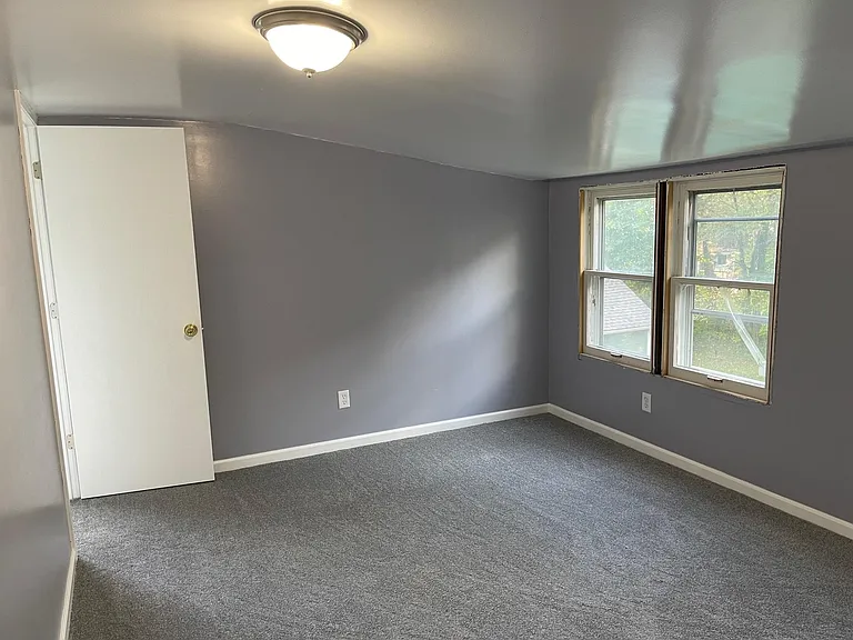 18201 Royalton Rd — Photo 14