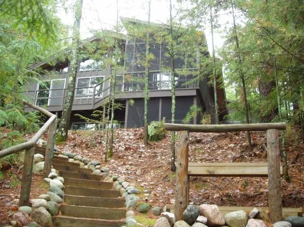 1078 Buckeye Point Rd, Three Lakes, WI 54562